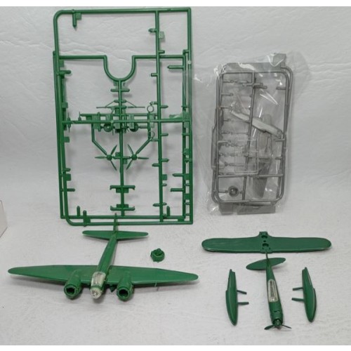 LOTE 1/144: Junkers Ju88 + FW190 + Aichi Jake