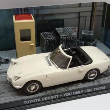 Toyota 2000GT - James Bond - You only live twice