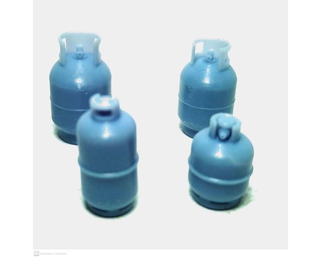 Garrafas de gas medianas.