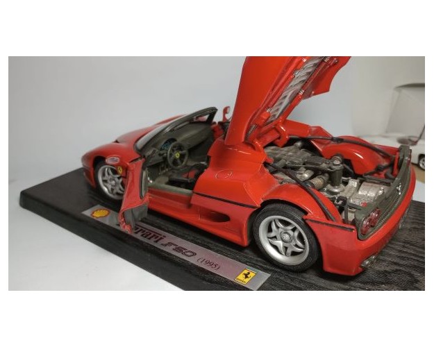 FERRARI F50 1995