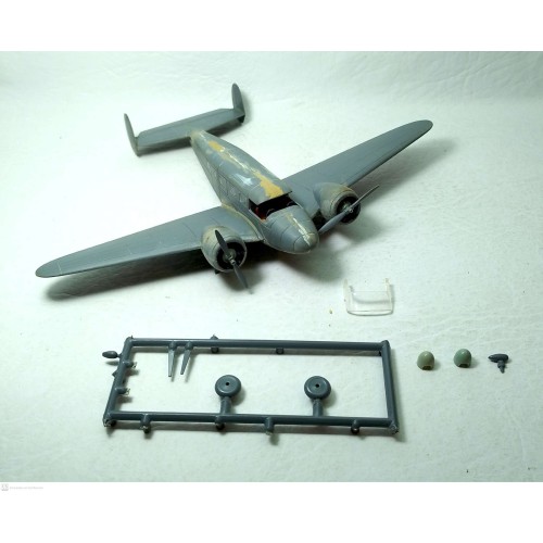 BEECHCRAFT KANSAN - 1/72