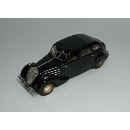 PEUGEOT 402
