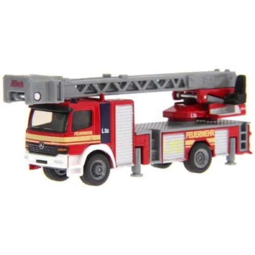 MERCEDES FIRE ENGINE 1/87