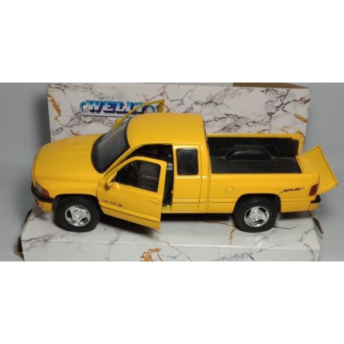 CHRYSLER DODGE RAM QUAD CAB 1500 SPORT