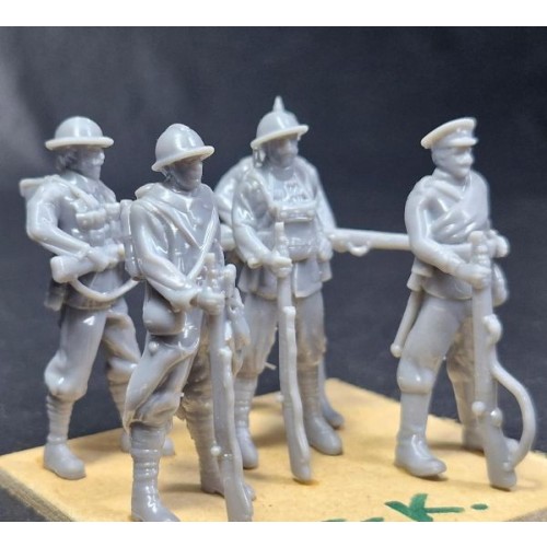 WWI Soldados (Ruso, alemán, inglés, francés) 5 figuras