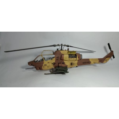 BELL AH-1G COBRA - ESCALA 1/32 - ARMADO