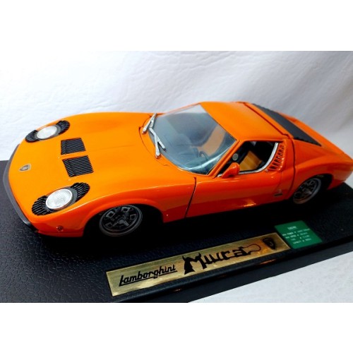 LAMBORGHINI MIURA