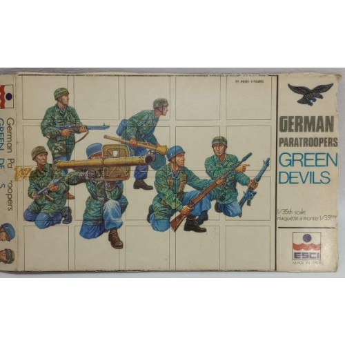 GERMAN PARATROOPERS GREEN DEVILS