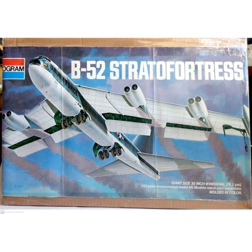 B-52 STRATOFORTRESS