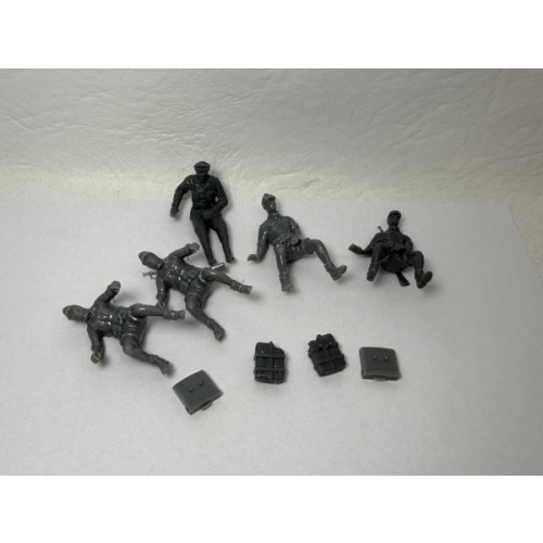 Tripulación alemana de Sidecar R.75 (5 figuras)