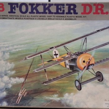 FOKKER DR.1 1/28