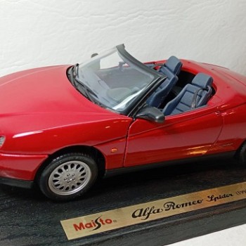 ALFA ROMEO SPIDER (1995)