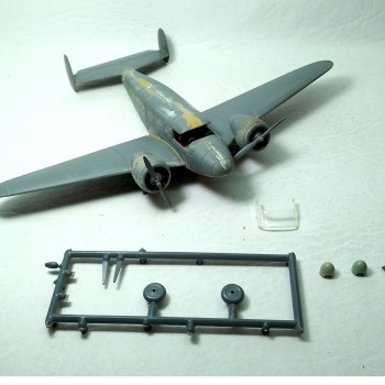 BEECHCRAFT C-45 KANSAN - 1/72