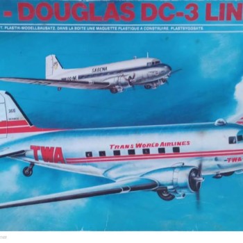 TWA-DOUGLAS DC-3 LINER