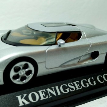 KOENIGSEGG CC 8S